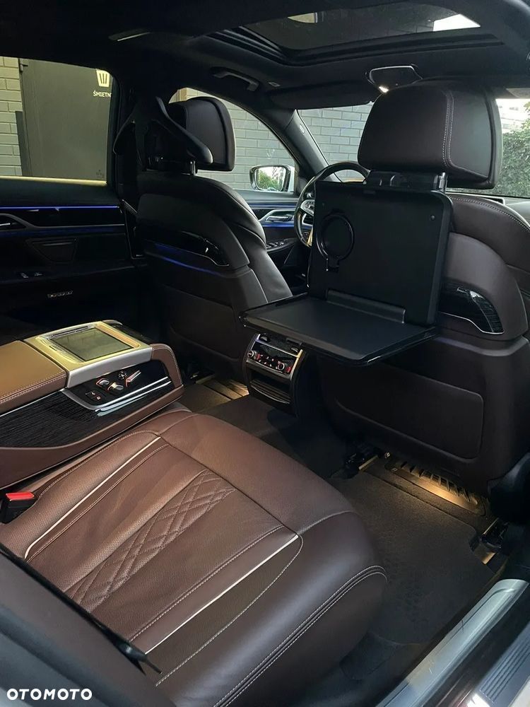 BMW Seria 7 740Ld xDrive - 18