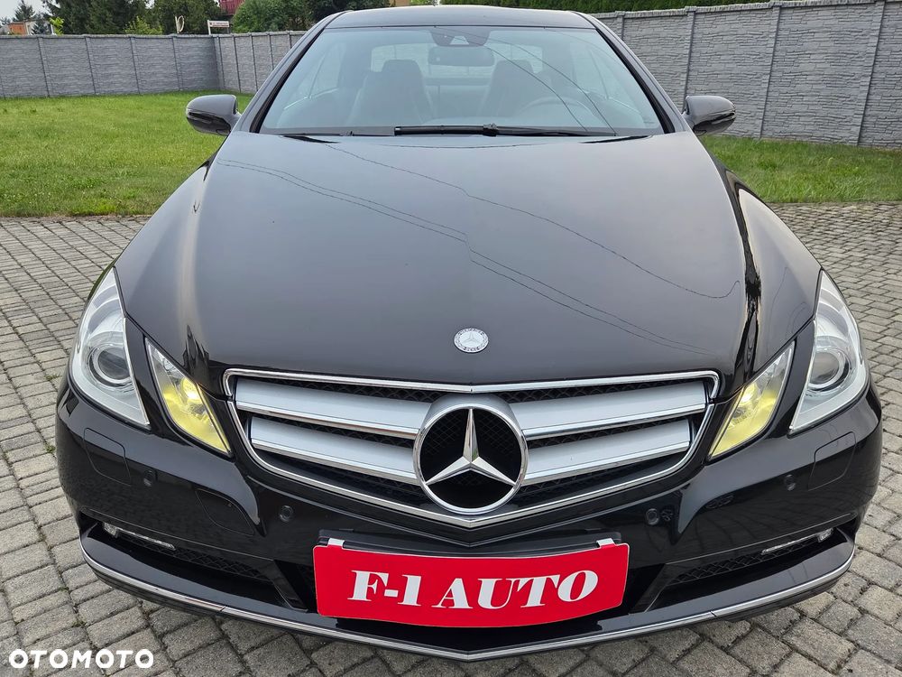 Mercedes-Benz Klasa E 250 CGI BlueEFFICIENCY Automatik Avantgarde - 14