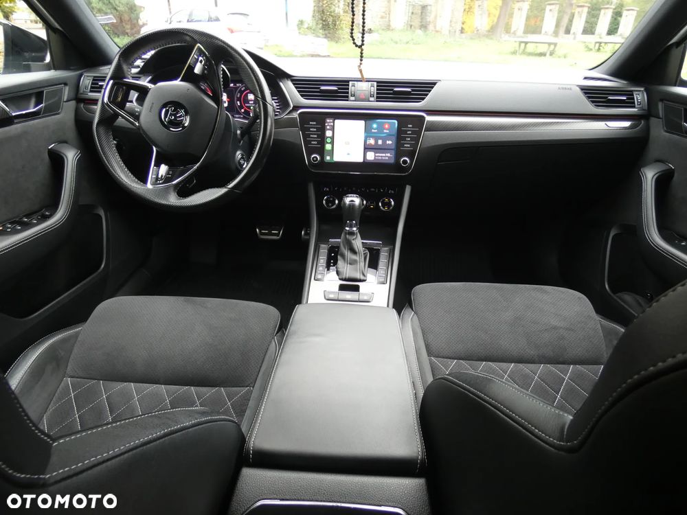 Skoda Superb 2.0 TDI SCR Sportline DSG - 27