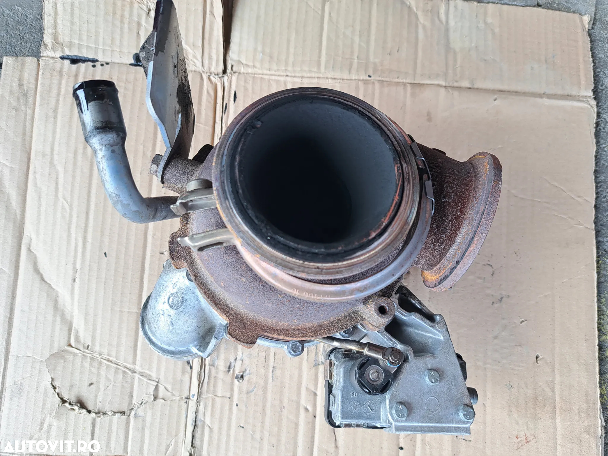Turbo turbina turbosuflanta Garrett originala BMW E90 LCI E91 LCI E92+LCI E93+LCI F07 F10 F11 F01 F02 E70 LCI E71 - 7