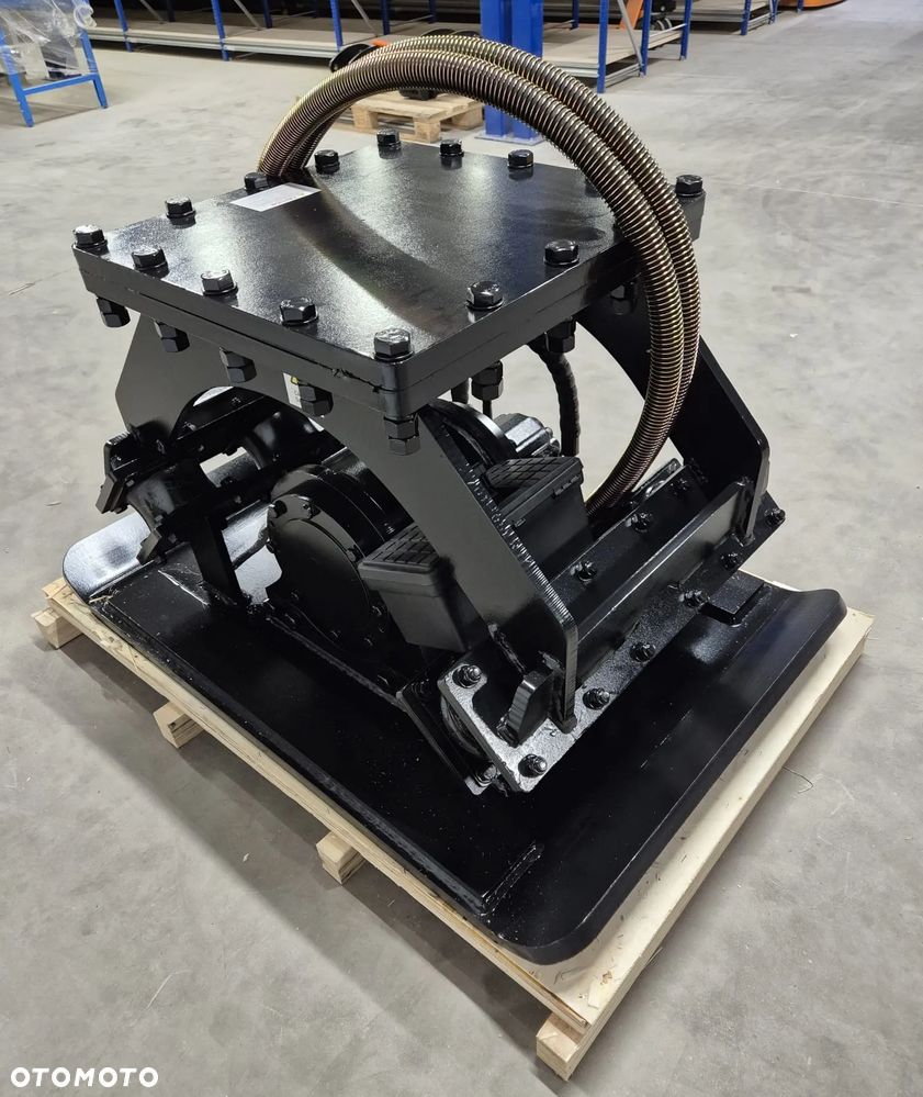 Zagęszczarka Płytowa Hydrauliczna maszyny 18-26T JCB JS180-220  BK Hammer - 8