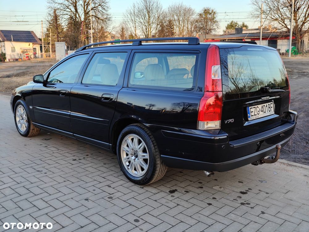 Volvo V70 D Summum - 3