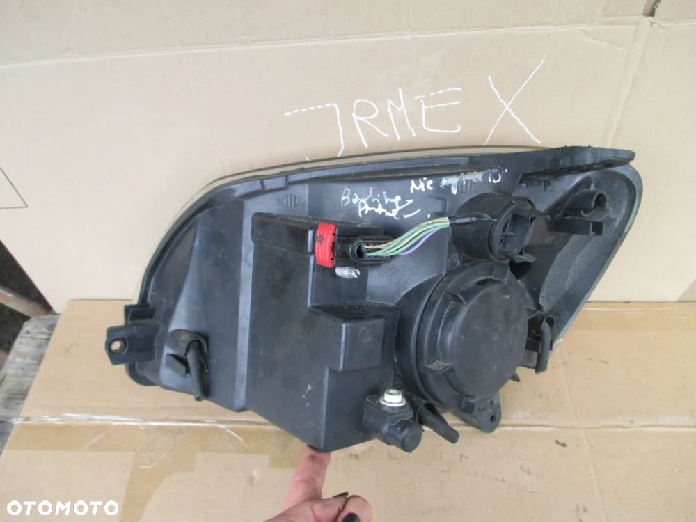 lampa prawa Berlingo Partner Europa Orginał - 2