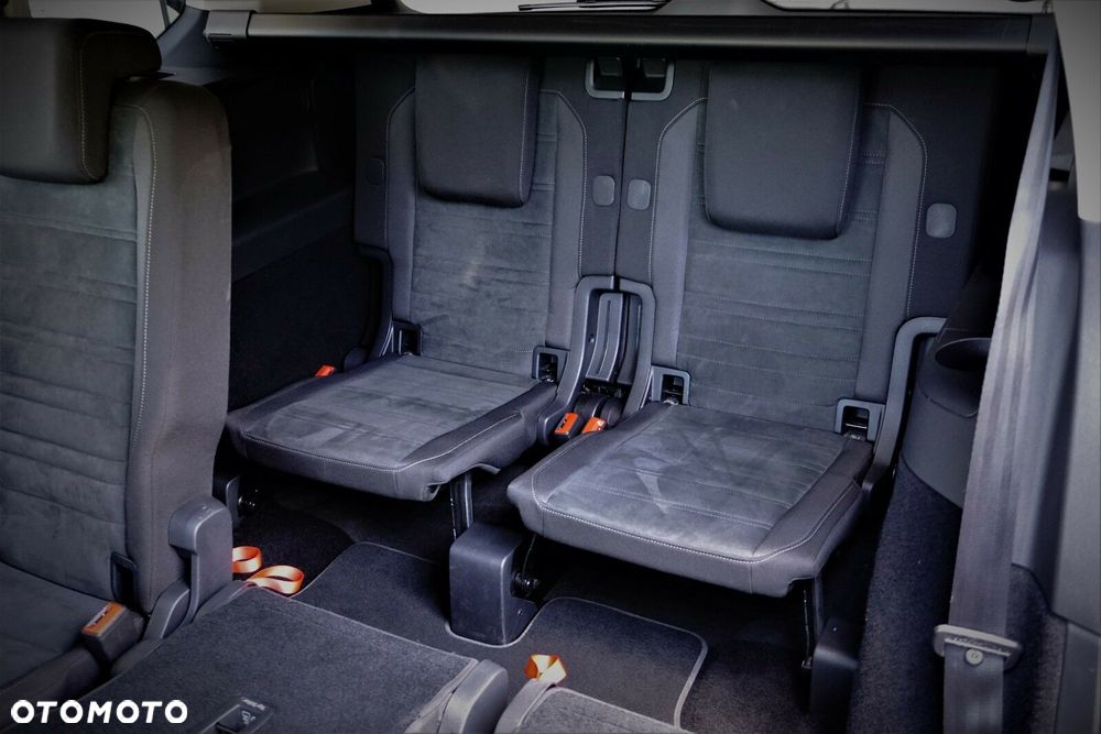 Volkswagen Touran 2.0 TDI BMT Highline DSG - 23