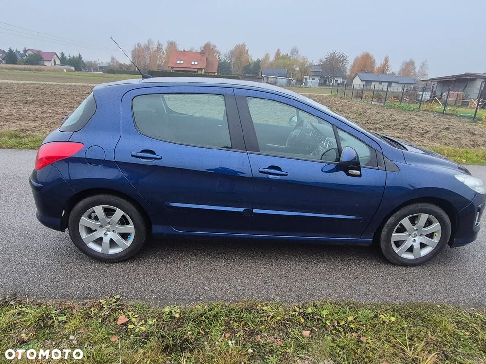 Peugeot 308 2.0 HDi Premium Plus - 7
