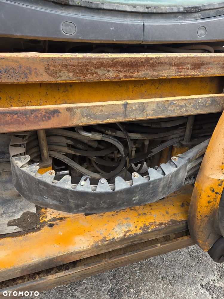 JCB 4cx - 9