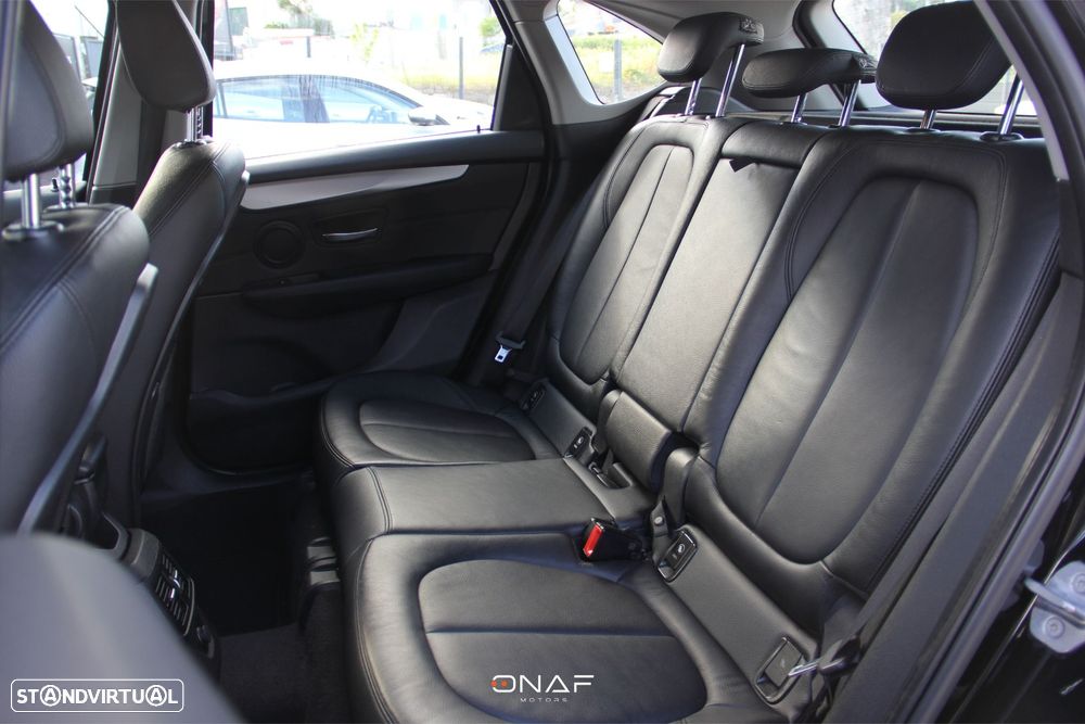 BMW 216 Active Tourer d Advantage - 24