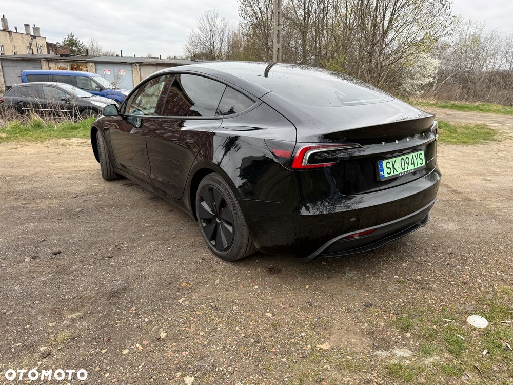 Tesla Model 3 Long Range AWD - 4