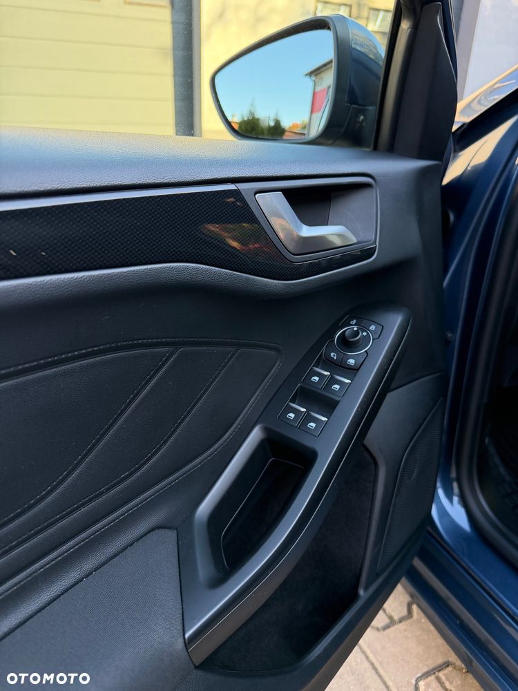 Ford Focus 1.5 TDCi ST-Line - 9