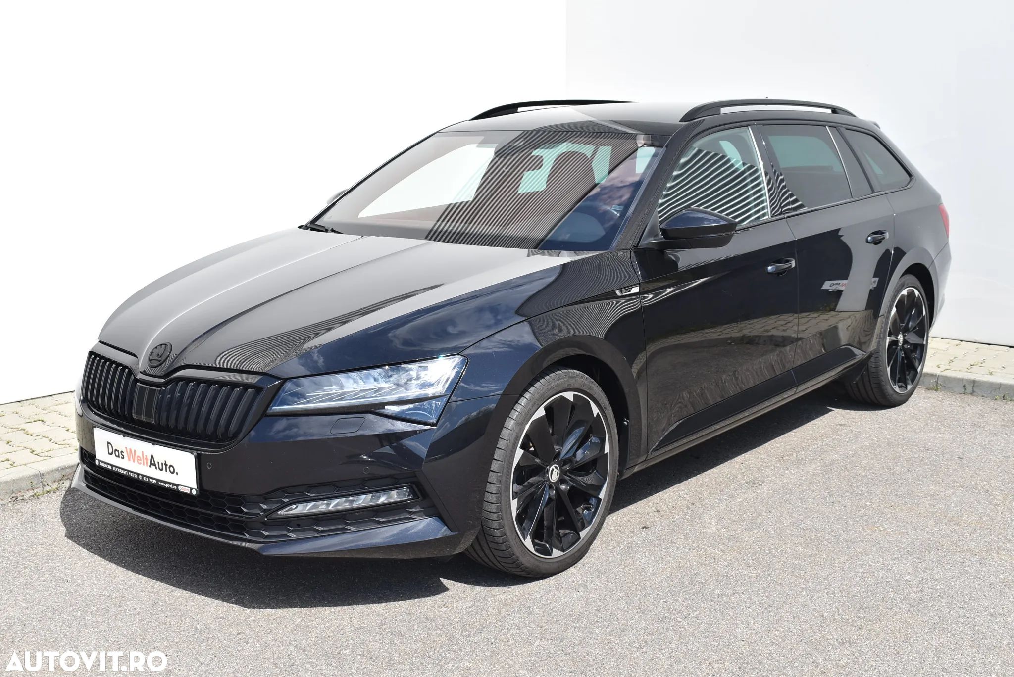 Skoda Superb 2.0 TDI 4X4 DSG Sportline - 1