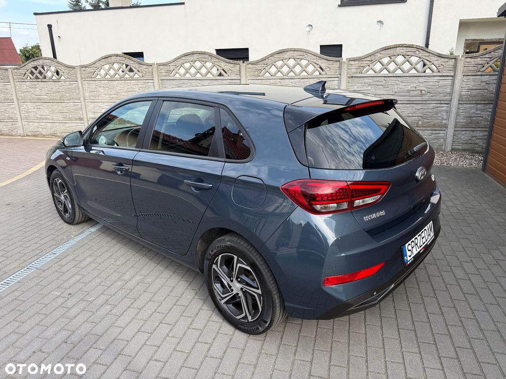 Hyundai i30 1.5 T-GDI 48V-Hybrid EDITION 30+ - 4