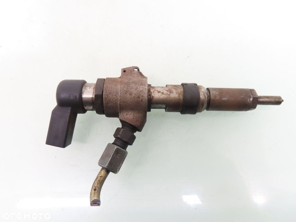 WTRYSKIWACZ FORD FIESTA MK5 V 1.4 TDCi 9655304880 - 1