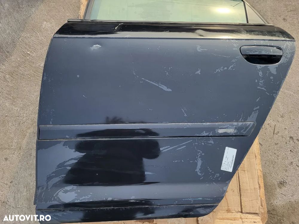 Usa stanga spate complecta pentru Audi A3 din  2006 - 1