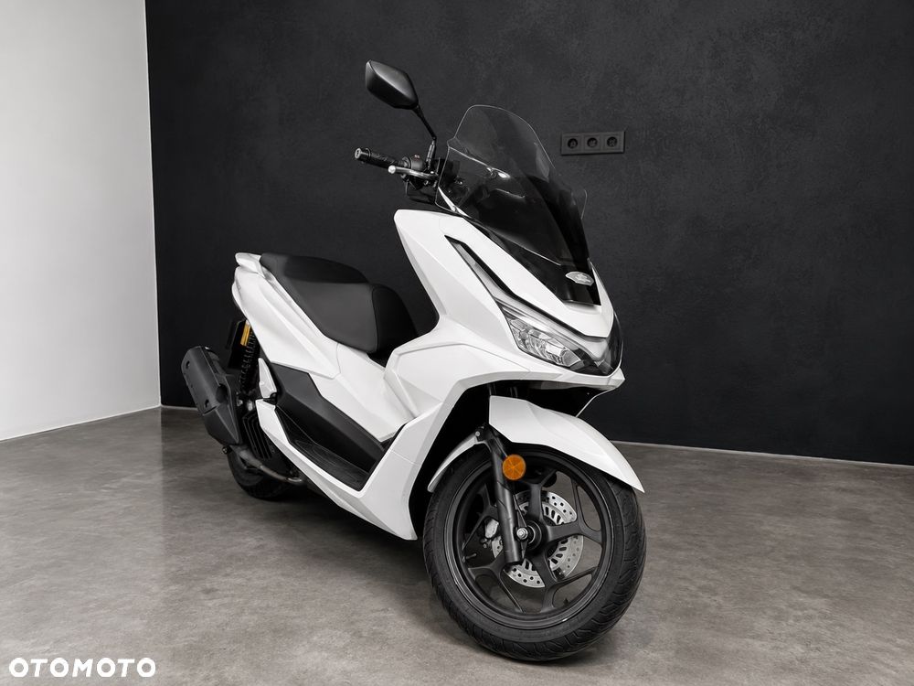Honda PCX - 1