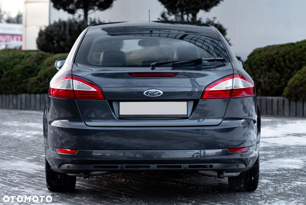 Ford Mondeo 2.5 Titanium X - 11