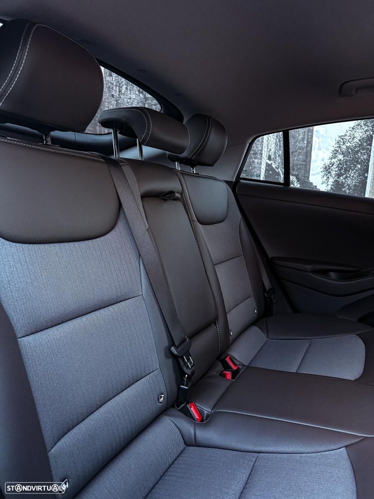 Hyundai Ioniq 1.6 GDI HEV - 9