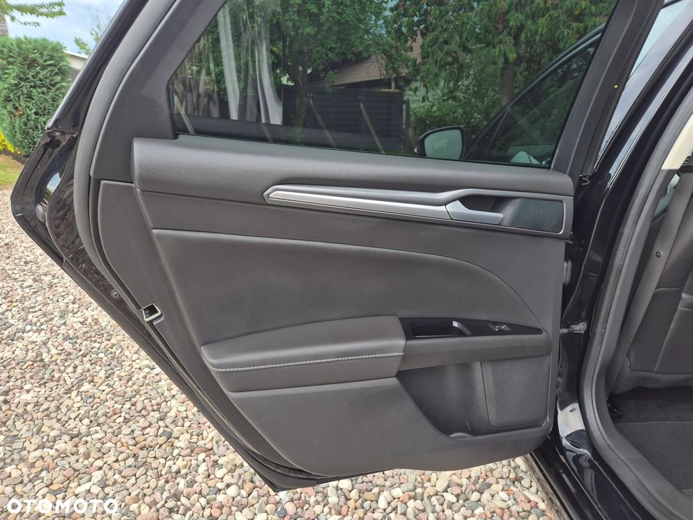Ford Mondeo 2.0 TDCi STart-Stopp Titanium - 10