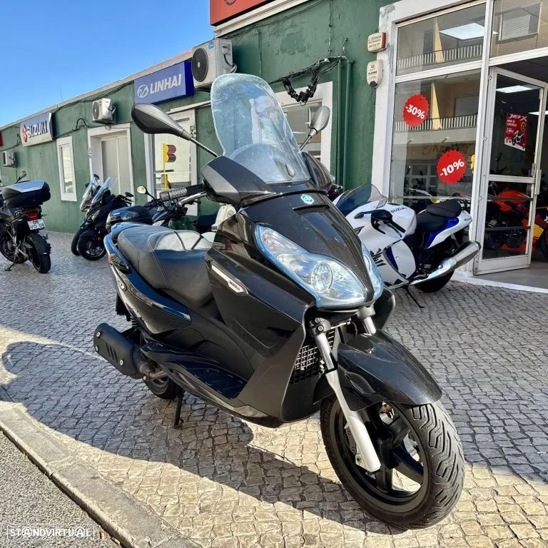 Piaggio XEvo X7 - 7