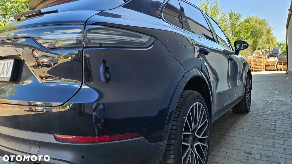 Porsche Cayenne Platinum Edition - 35