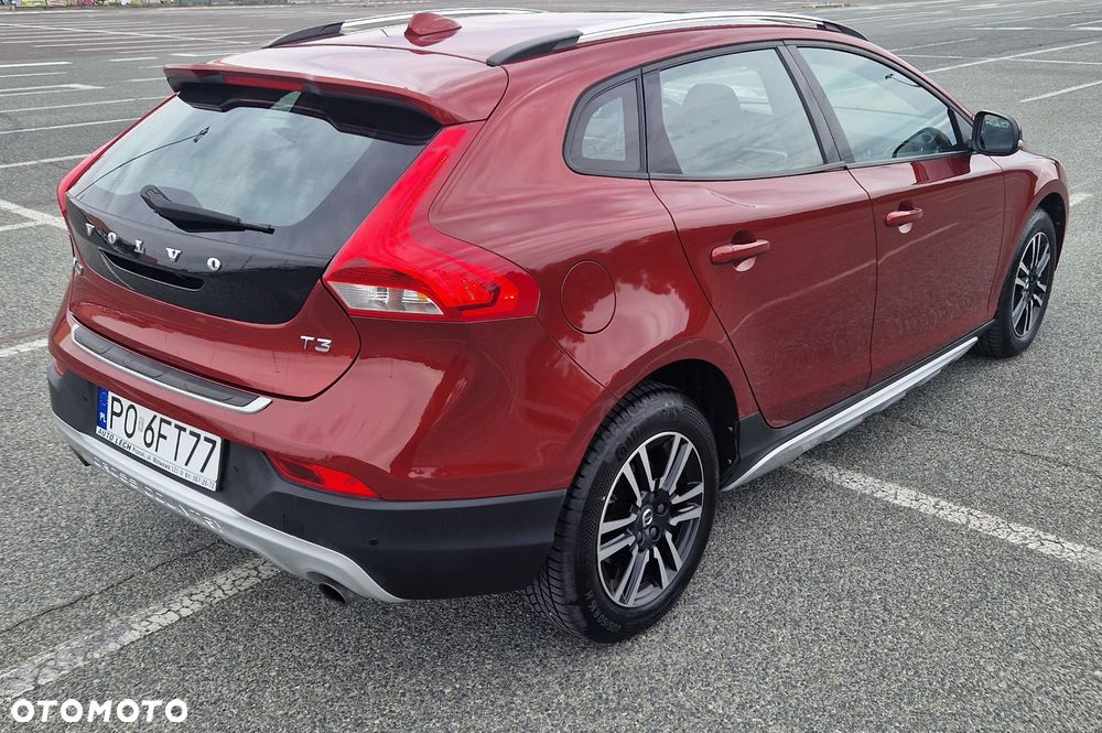 Volvo V40 Cross Country T3 Drive-E Momentum - 5