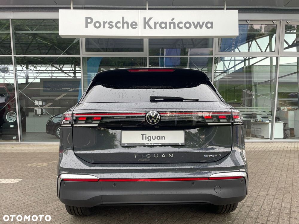 Volkswagen Tiguan - 8