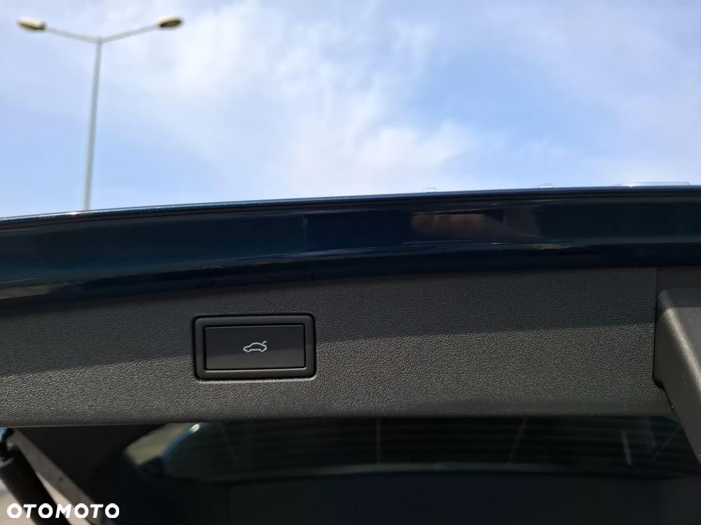 Volkswagen Tiguan - 19