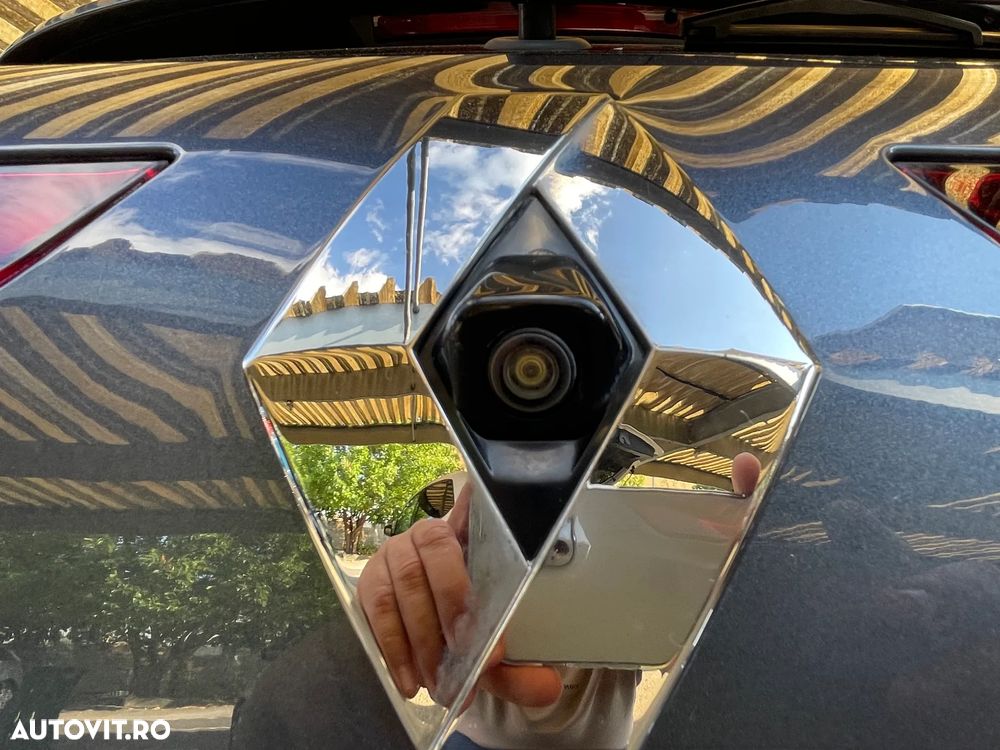 Renault Megane TCe 140 GPF EDC INTENS - 12