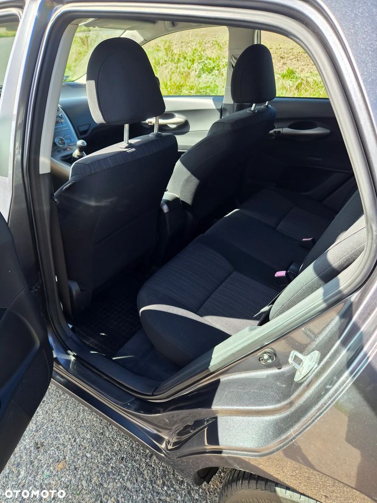 Toyota Auris 1.6 VVT-i Premium - 11