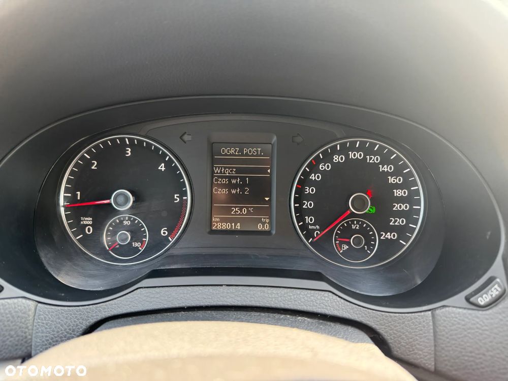 Volkswagen Sharan 2.0 TDI Highline DSG - 11