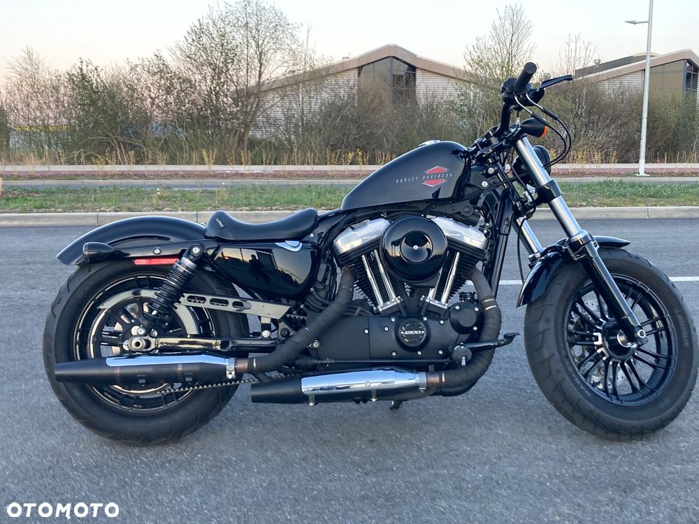 Harley-Davidson Sportster Iron 1200 - 3
