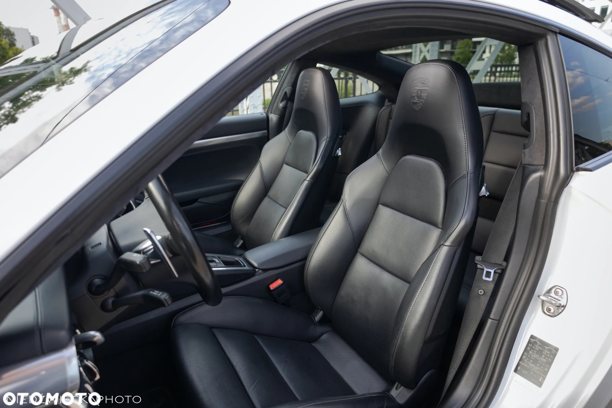 Porsche 911 50th Anniversary Edition PDK - 9