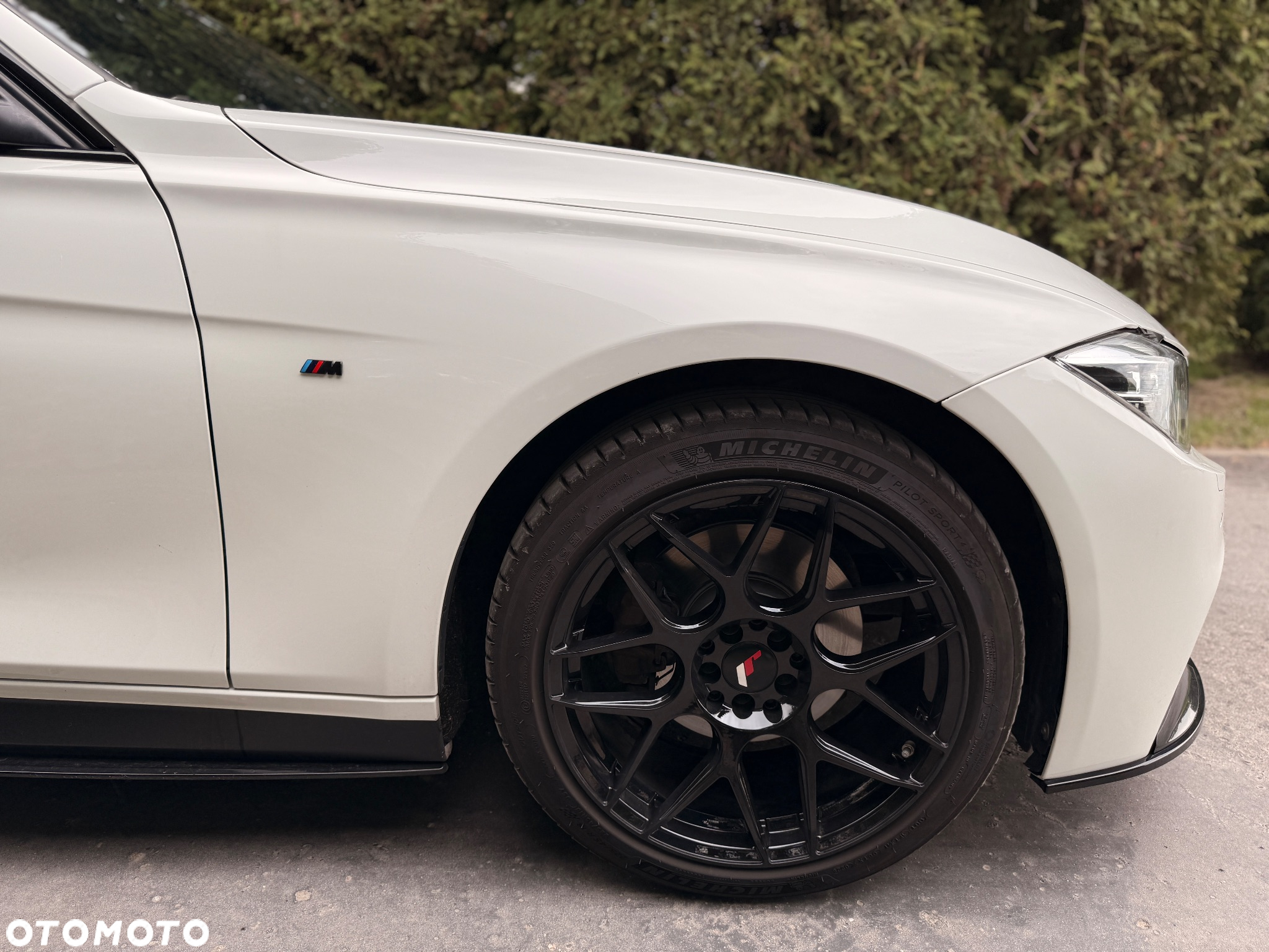 BMW Seria 3 330i xDrive M Sport Sport - 16