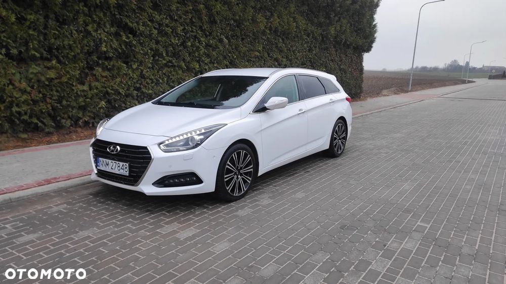 Hyundai i40 Kombi blue 1.7 CRDi DCT Premium - 3