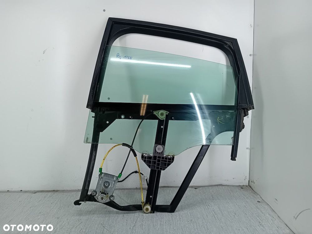 PODNOŚNIK SZYBY LEWY TYŁ Z STELAŻEM AUDI A2 8Z 8Z0839753A - 1