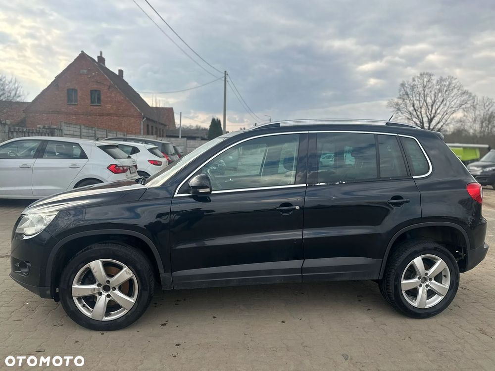 Volkswagen Tiguan - 5
