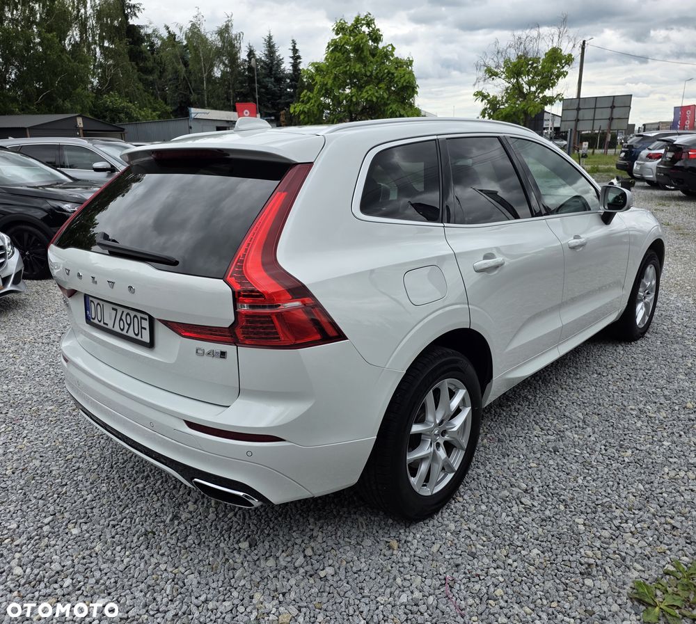 Volvo XC 60 D4 AWD Geartronic RDesign - 6