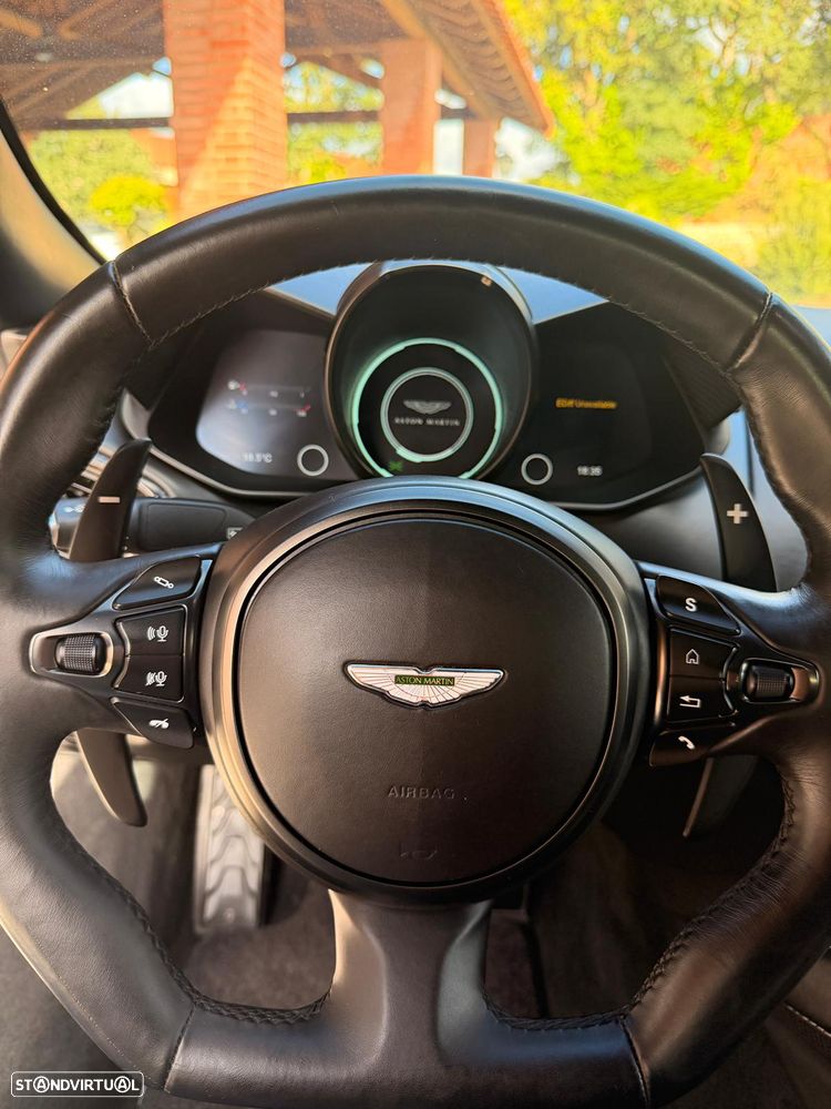 Aston Martin Vantage Coupe 4.0 Twin-Turbo V8 - 40