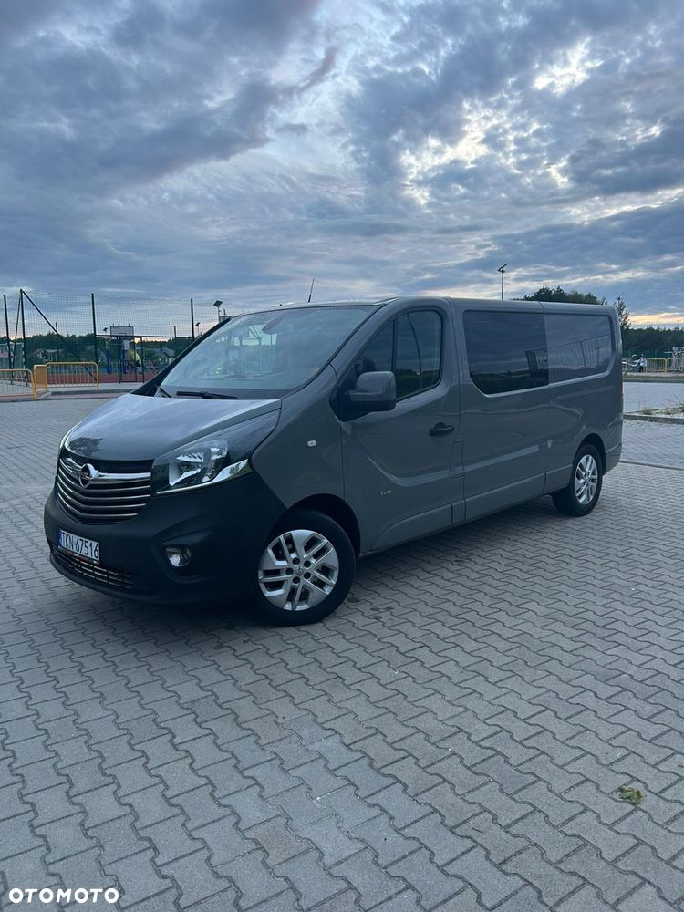 Opel Vivaro - 1