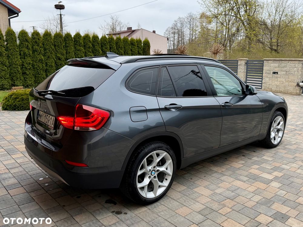 BMW X1 xDrive18d Sport Line - 8