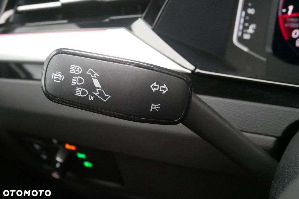 Volkswagen Arteon 2.0 TSI R-Line DSG - 28