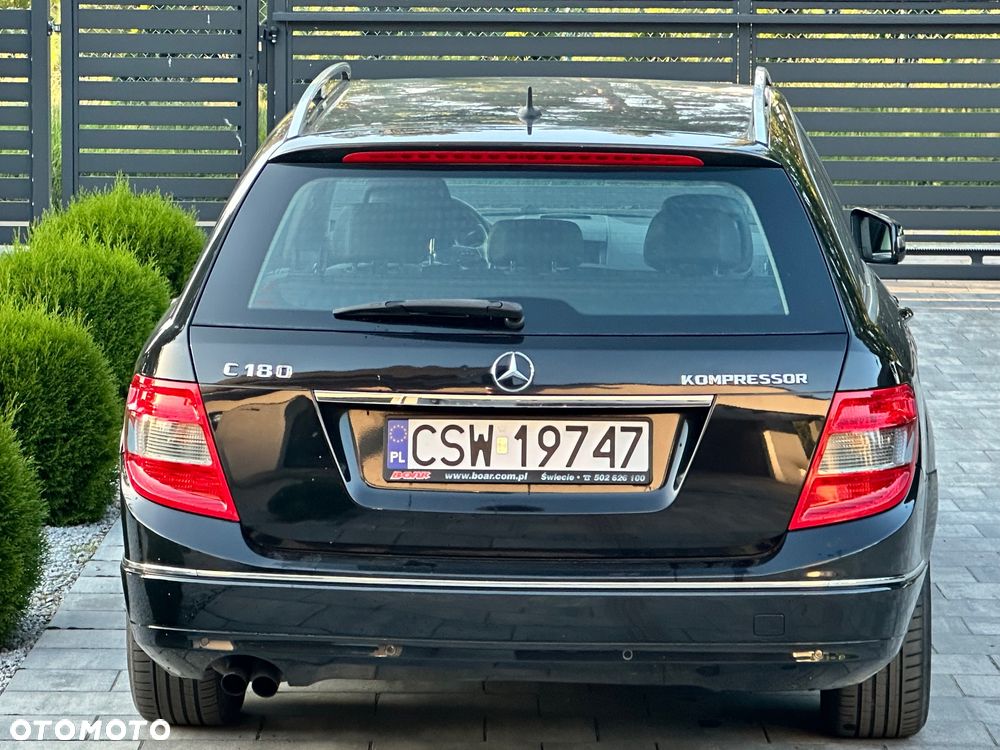 Mercedes-Benz Klasa C 180 K BlueEff Elegance - 21