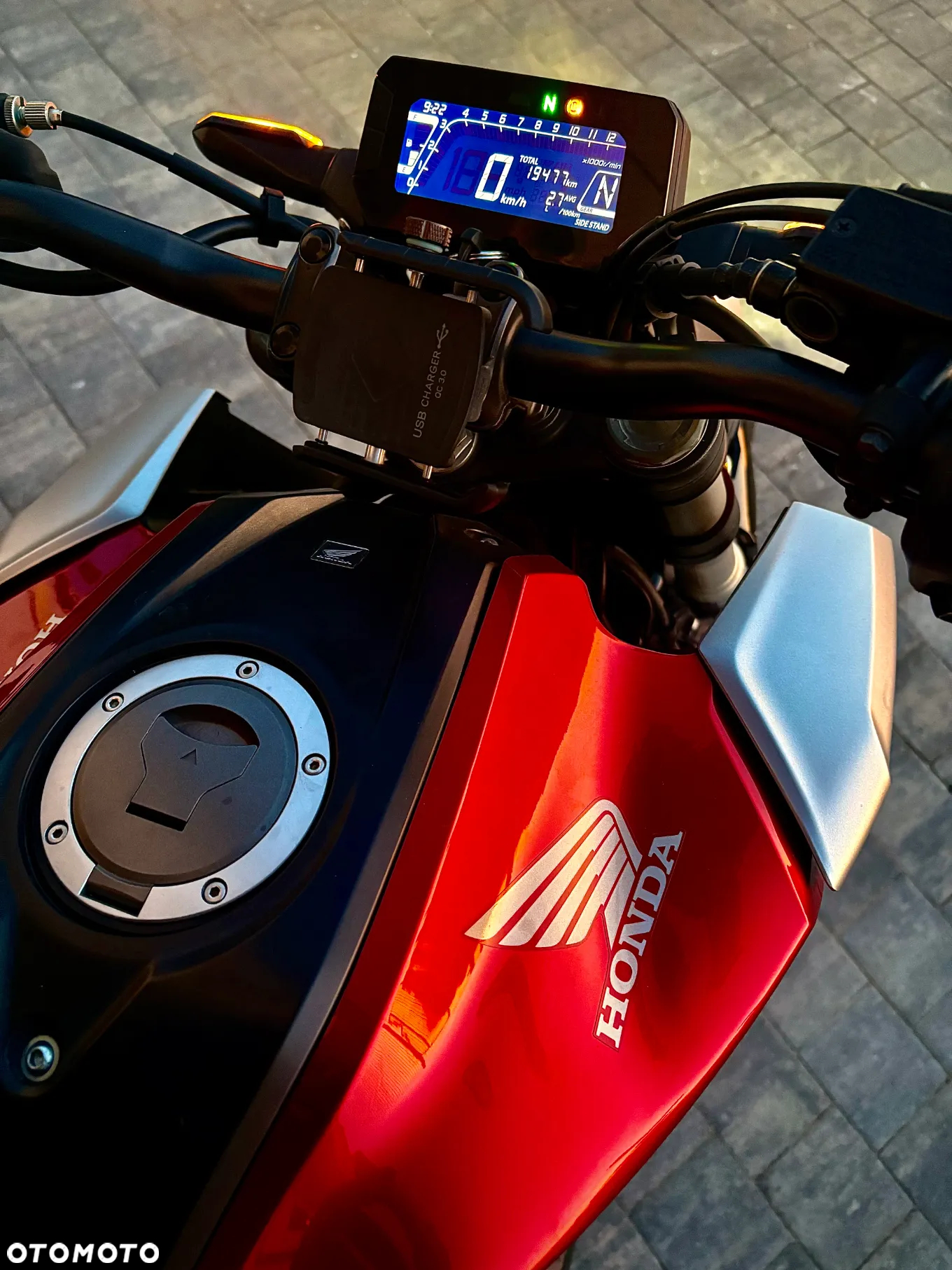 Honda CB - 3
