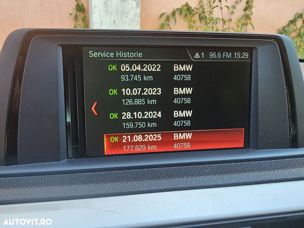 BMW Seria 1 118i Aut. Sport Line - 18
