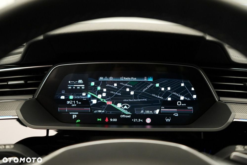 Audi SQ8 e-tron - 25
