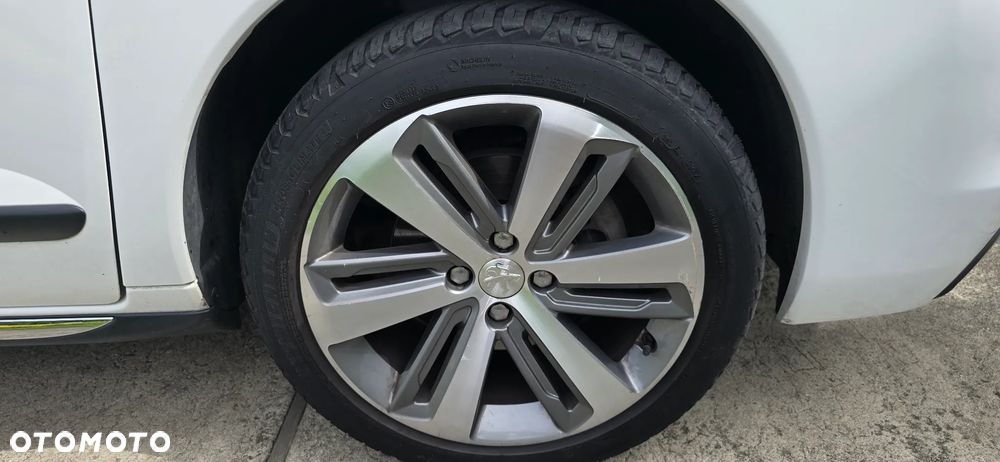 Peugeot 3008 2.0 BlueHDi Active - 17