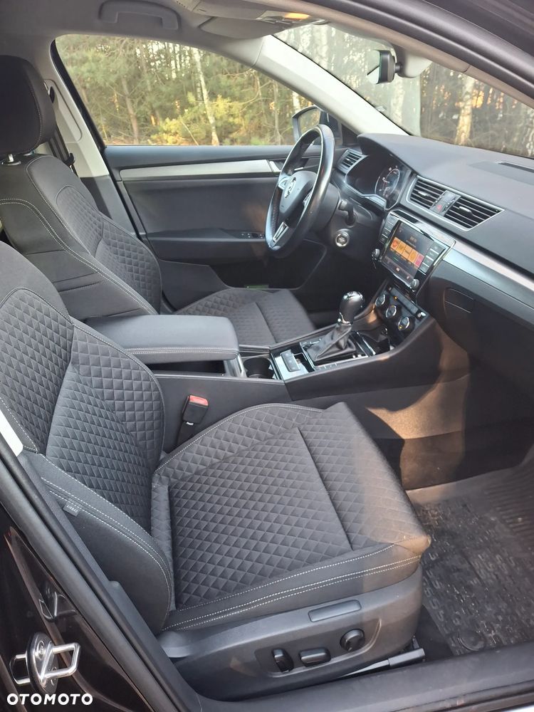 Skoda Superb 2.0 TDI 4x4 Style DSG - 9