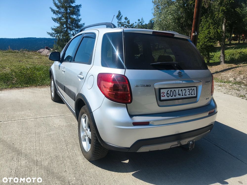 Suzuki SX4 1.6 VVT 4x4 Club - 11