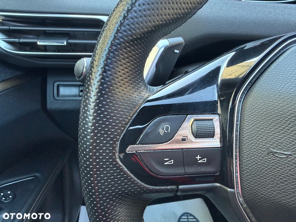 Peugeot 3008 1.5 BlueHDi GT Pack S&S EAT8 - 24