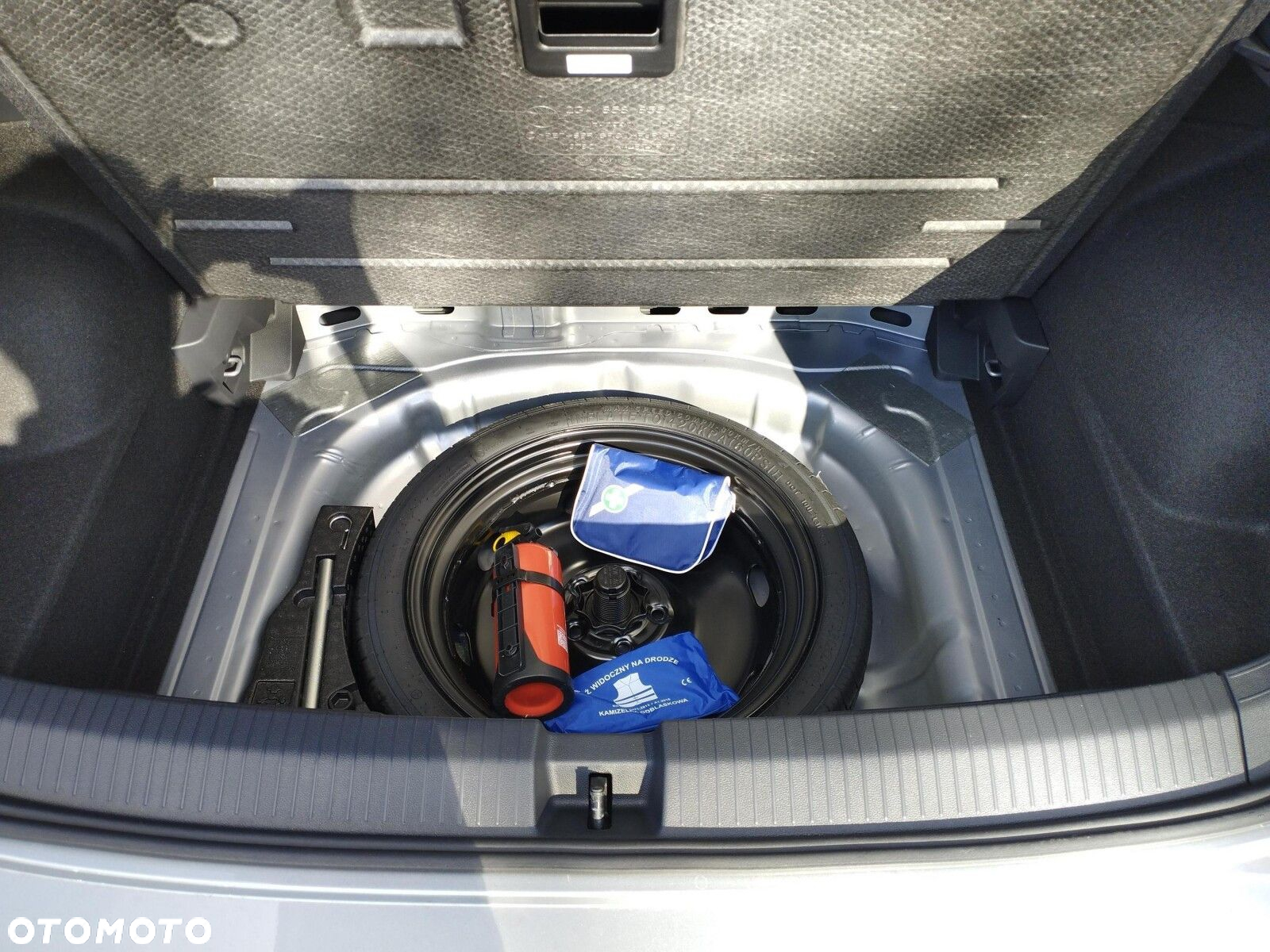 Volkswagen T-Roc 1.5 TSI Final Edition - 19