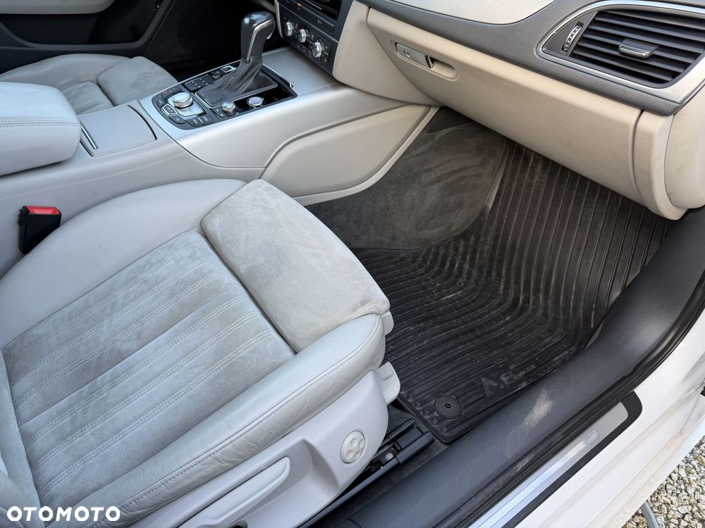 Audi A6 Avant 2.0 TFSI Quattro S tronic - 16